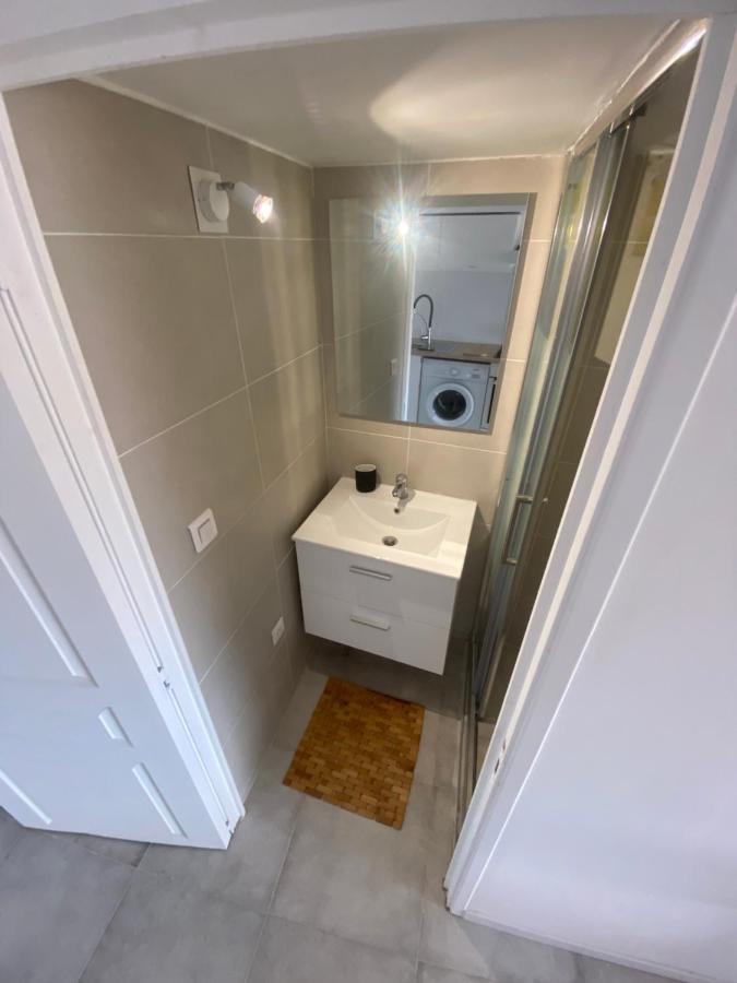 Charmant Appartement Terrasse Sur Les Toits Грас Екстериор снимка